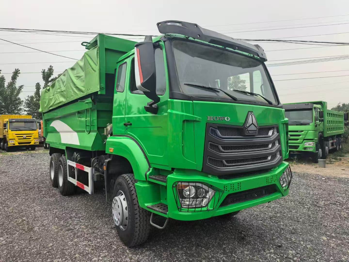 SINOTRUK HOWO 덤프 트럭